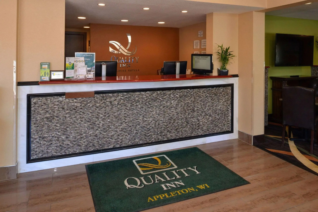 Quality Inn Appleton West