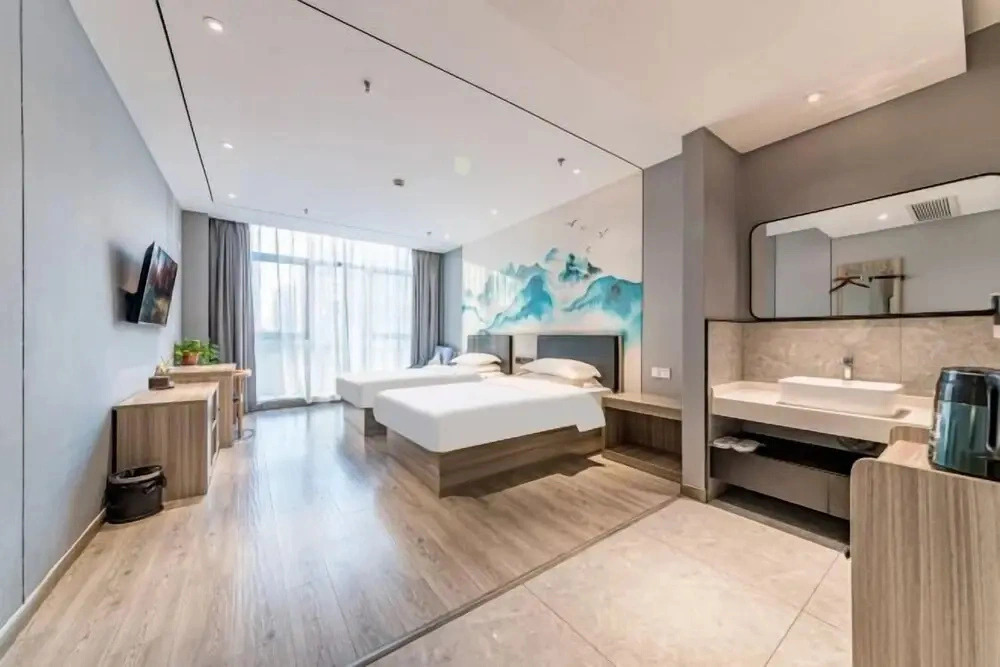 Zhuji Huayang Xinfulong Hotel