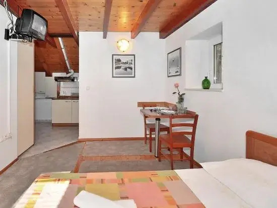 Apartments Mirabella