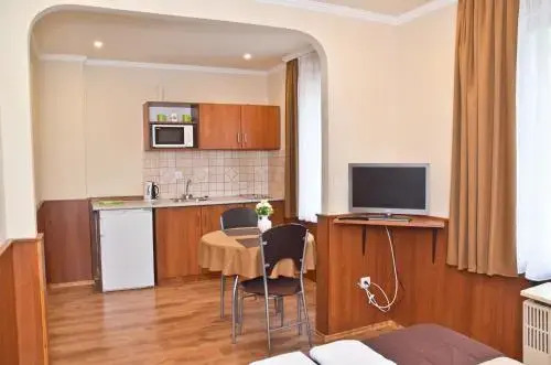 Média Apartmanház