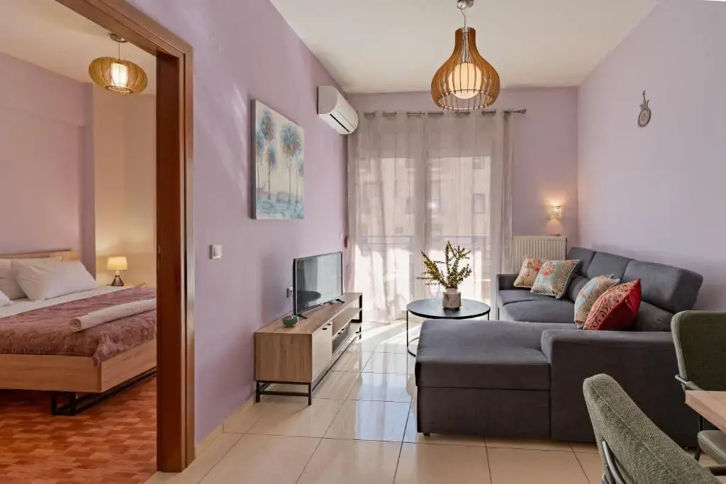 Arie's 1 Bedroom Apartment