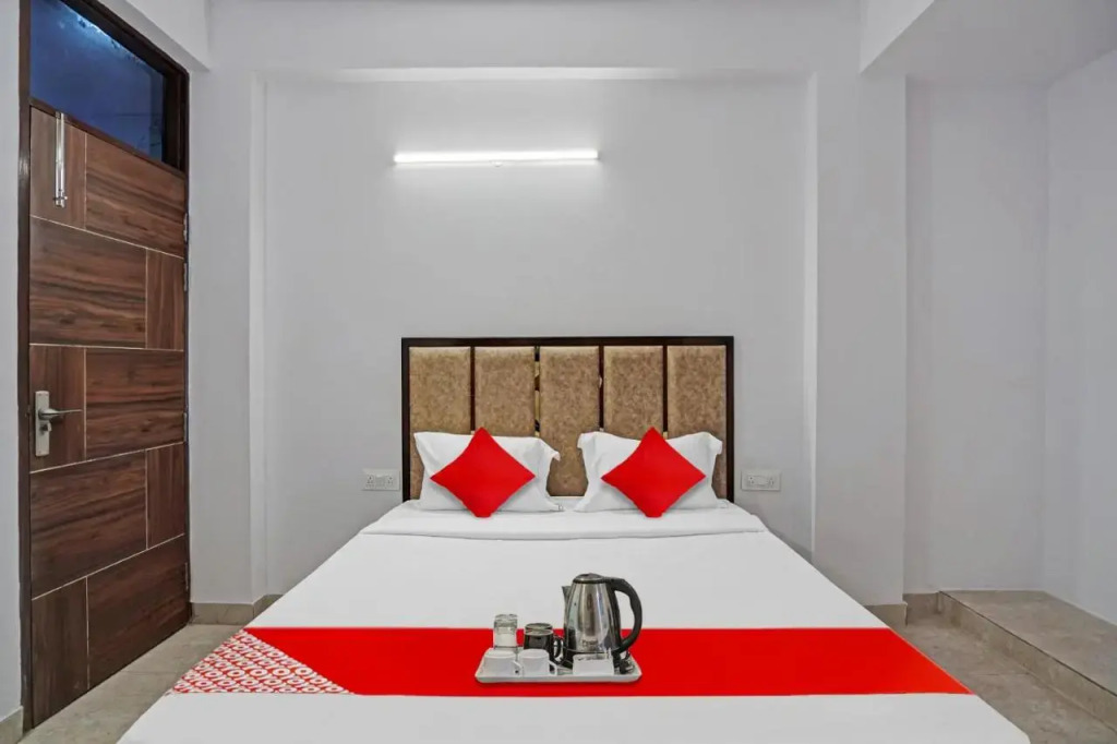 Flagship 701023 Raj Residency