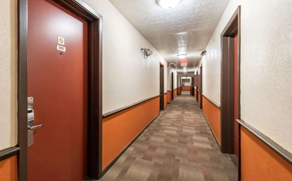 Worthington Motor Lodge