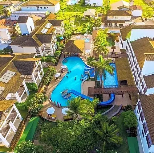 Resort Tree Bies