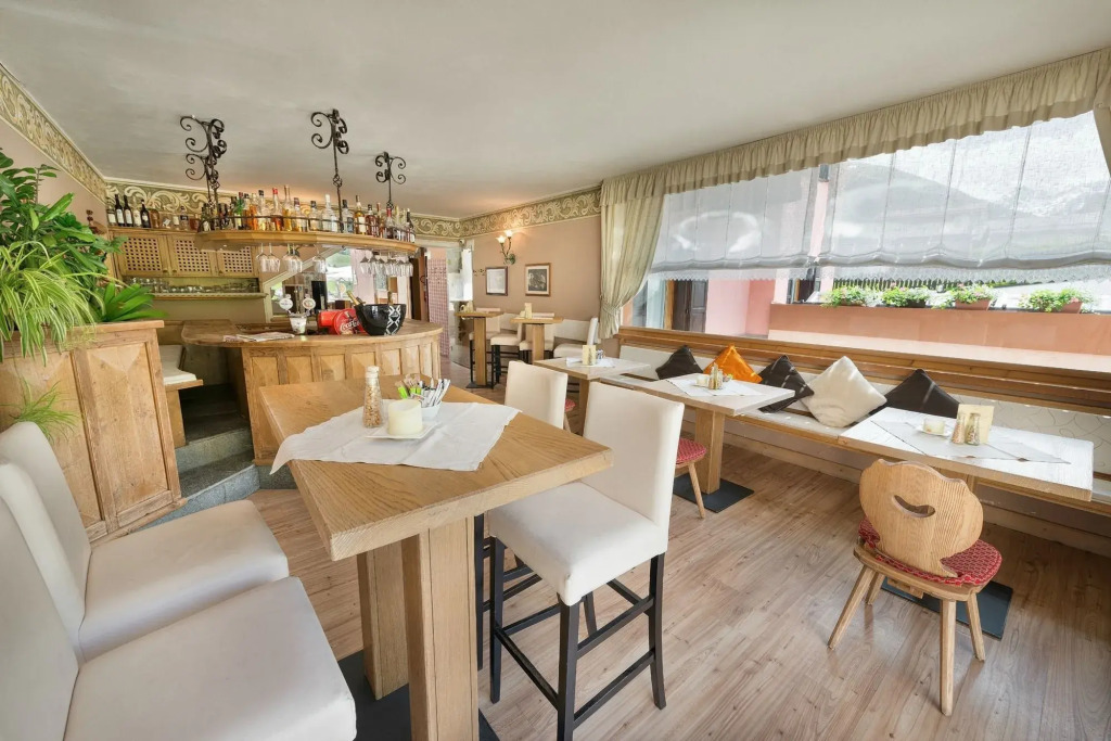 Hotel Astra