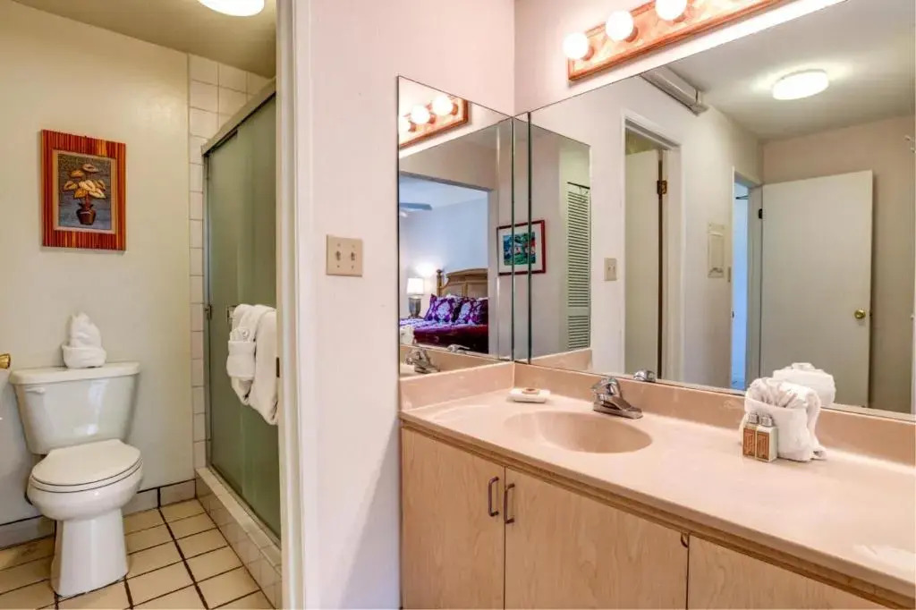 K B M Resorts- NAP-B43 Ocean-front 1Bd villa, gourmet kitchen, AC, whale-watching