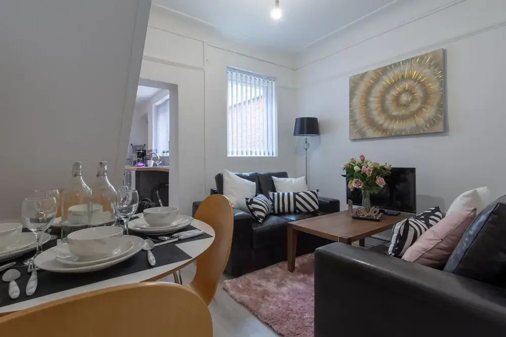 Lux Apartments 3 Bedroom House - Bala