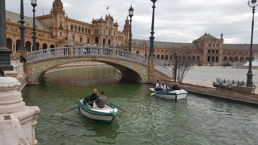 Apartment With 2 Bedrooms in Sevilla, With Wifi