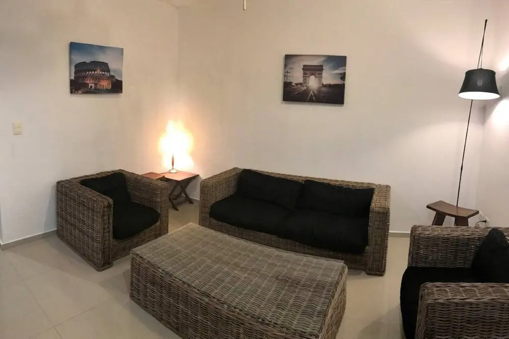 Amalfi by Slieva 2 Apartments 3 Blocks Away 5a Av