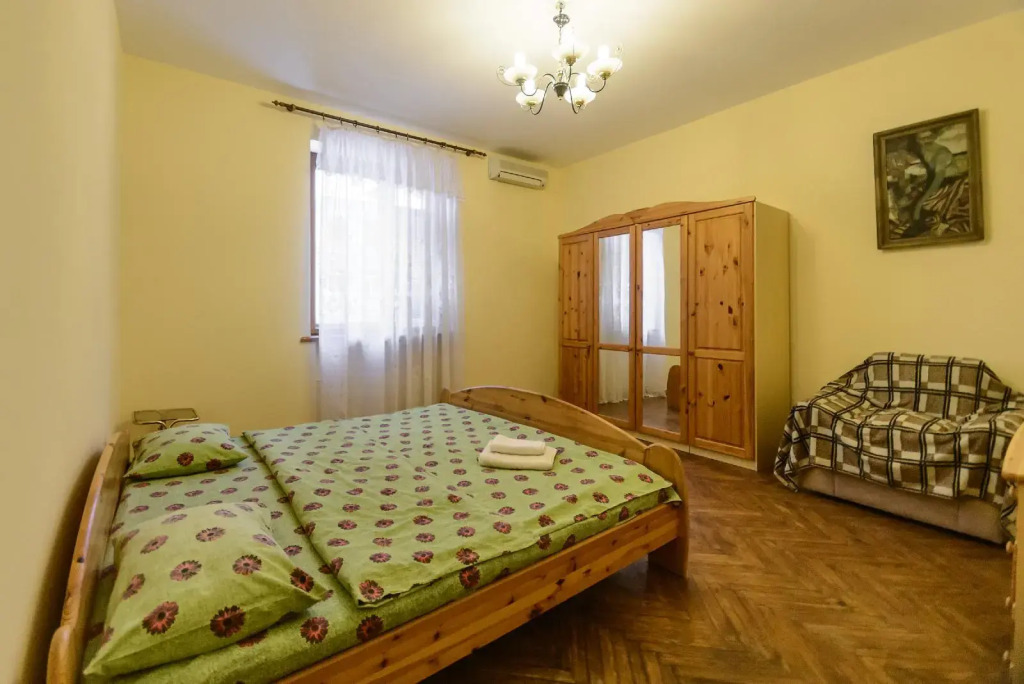 Kiev Accommodation Apartments on I. Franko st