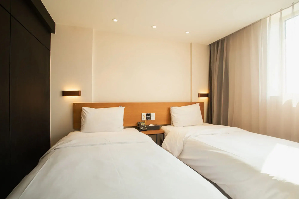 Winners Hotel
