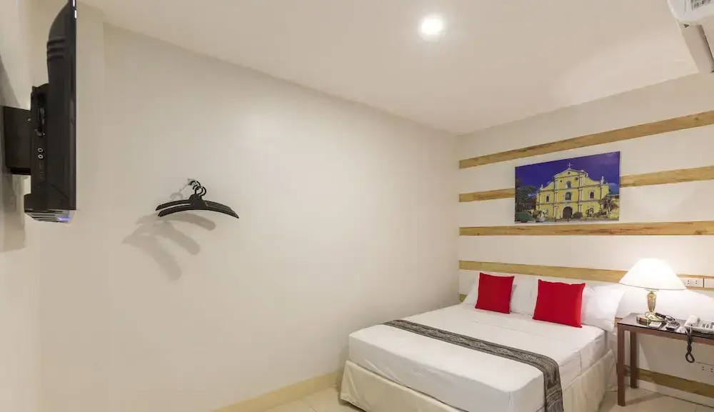 Metro Vigan Inn