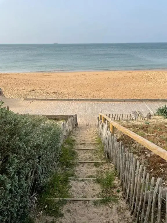 Location de Vacances - PORNICHET- T2 CABINE FACE MER ACCES DIRECT PLAGE