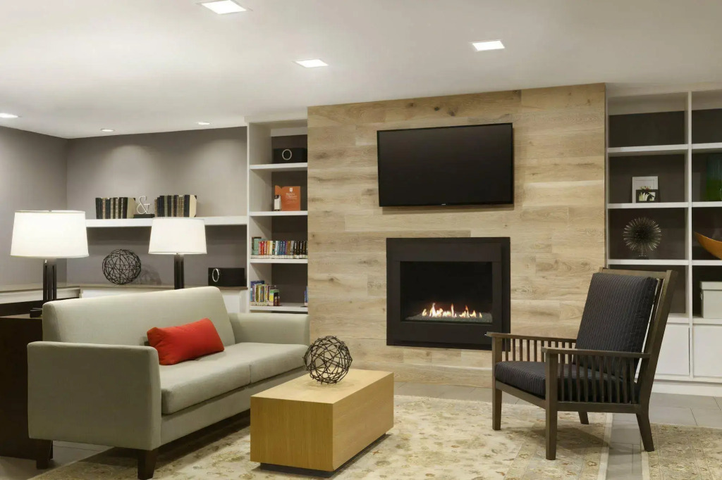 Country Inn & Suites by Radisson, Charlottesville-UVA, VA