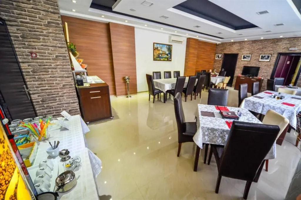 Garni Hotel 018 In