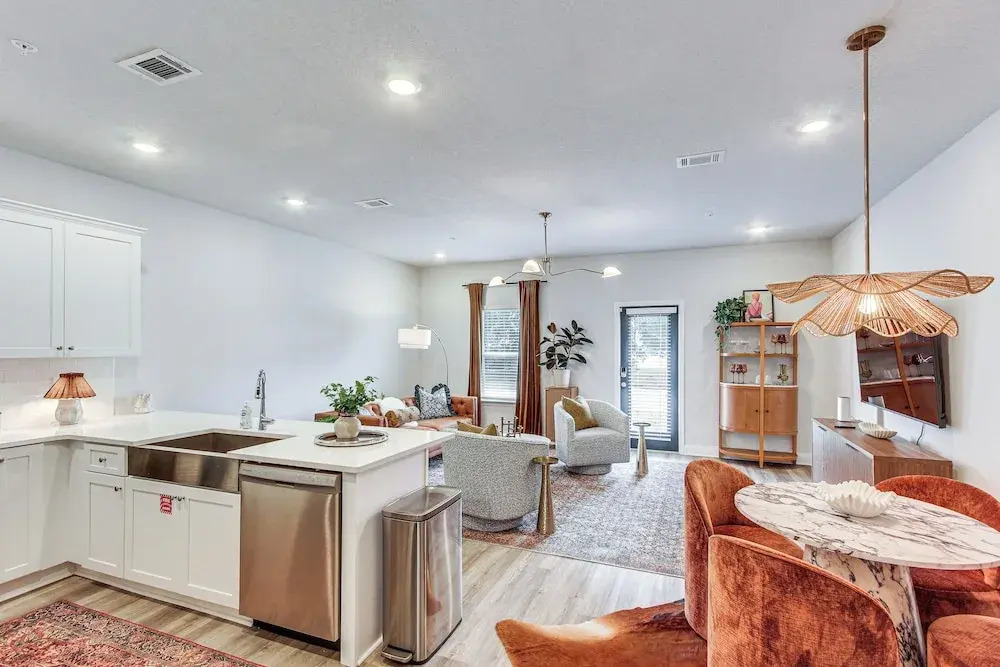 Walk to Biloxi Beach Fun! Chic & Updated Townhome