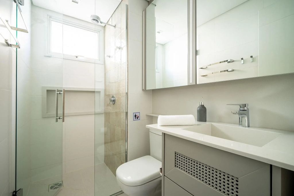 Apto Luxuoso c/churraq e vista lateral mar ABC0401