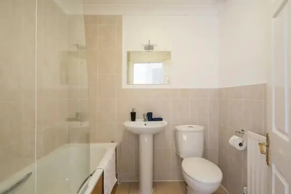 Abingdon House - 4 BR on the Marina