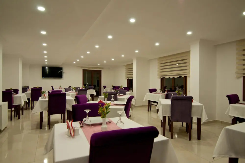 Defne Hotel