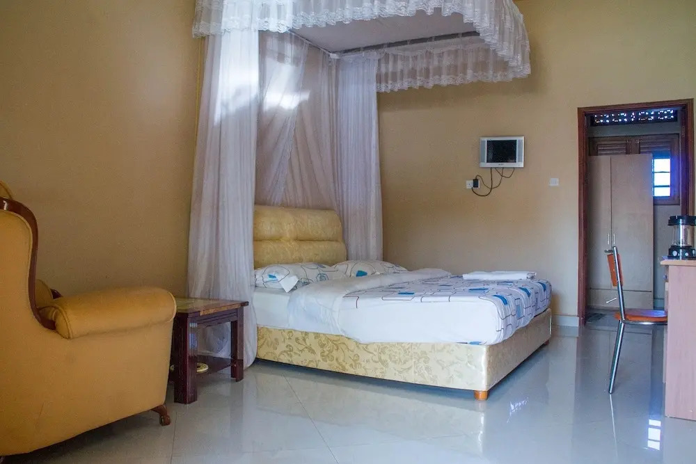 Tik Hotel Hoima