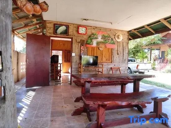 Pernjai Homestay Barn Kum Kron