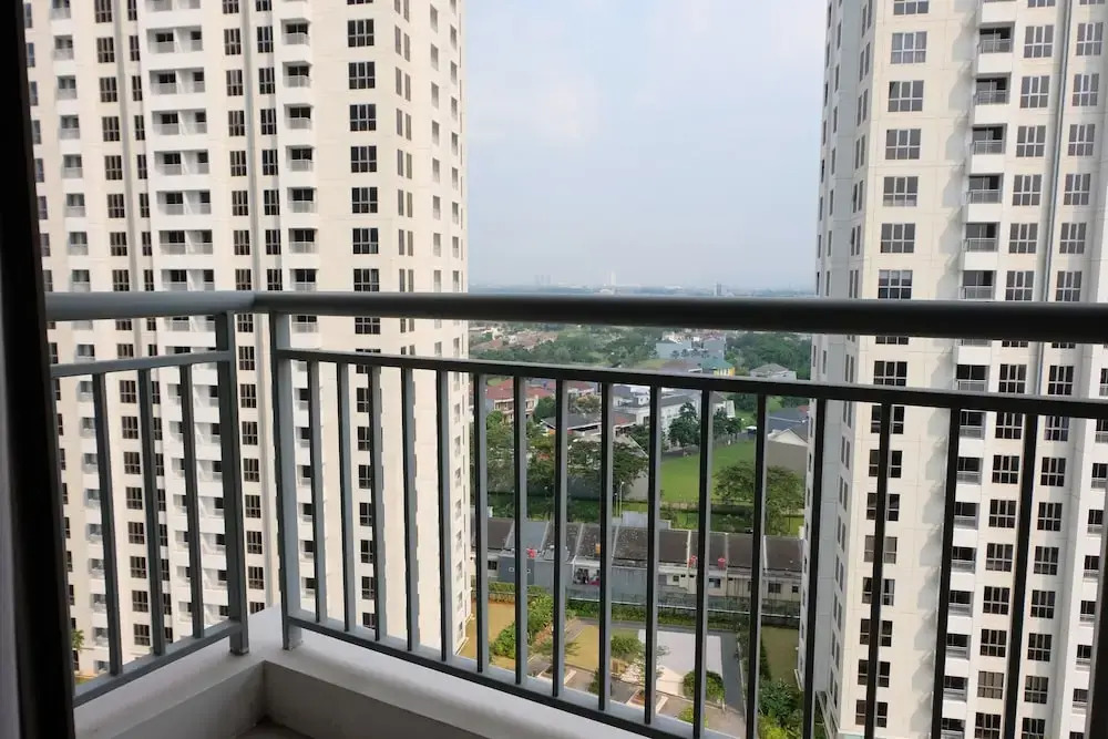 3BR Apartment with Pool View at M-Town Residence