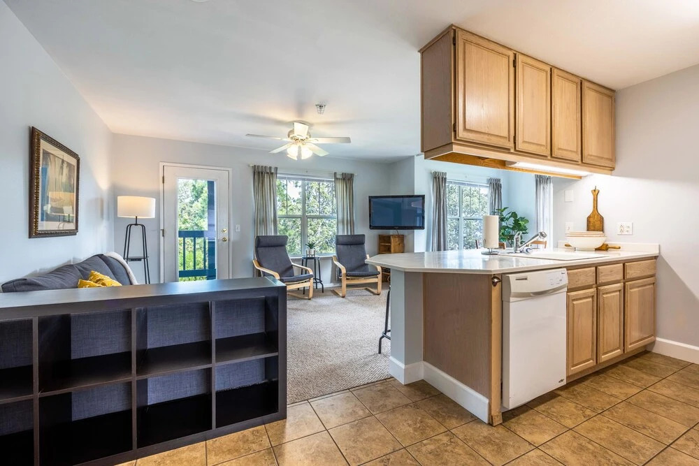 28 Lodge 1 Bedroom Condo by RedAwning