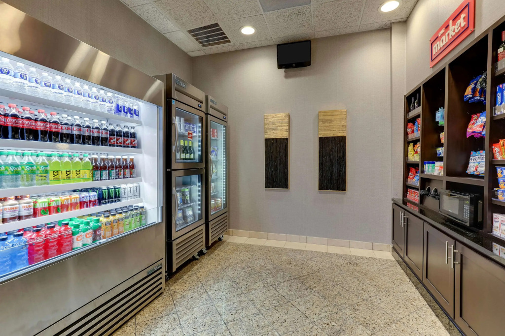 Drury Inn & Suites St Joseph
