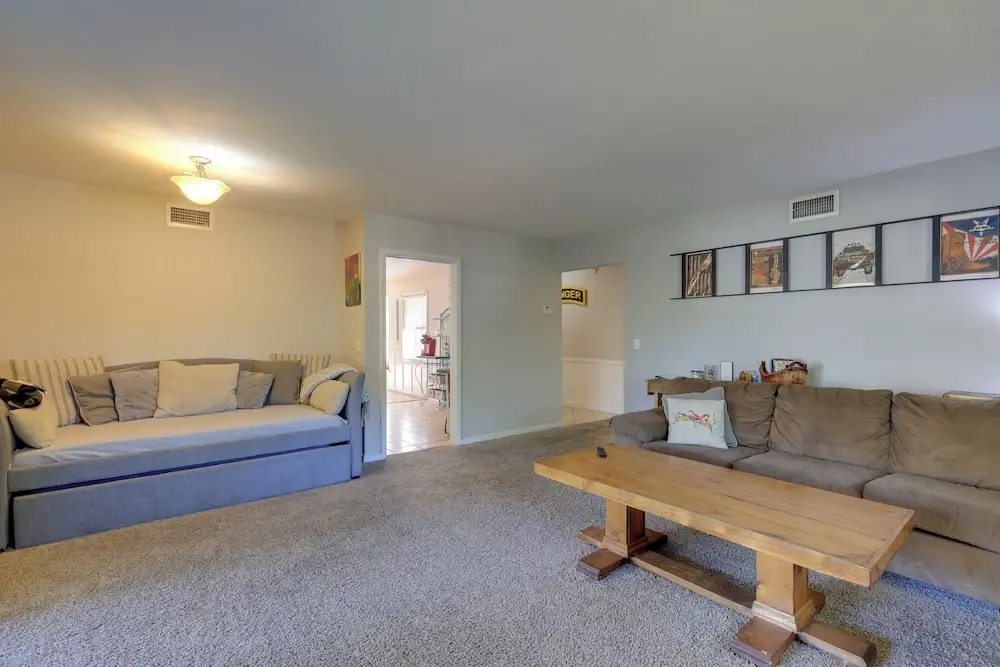 'the Ranger House' Columbus Home: Fenced Backyard