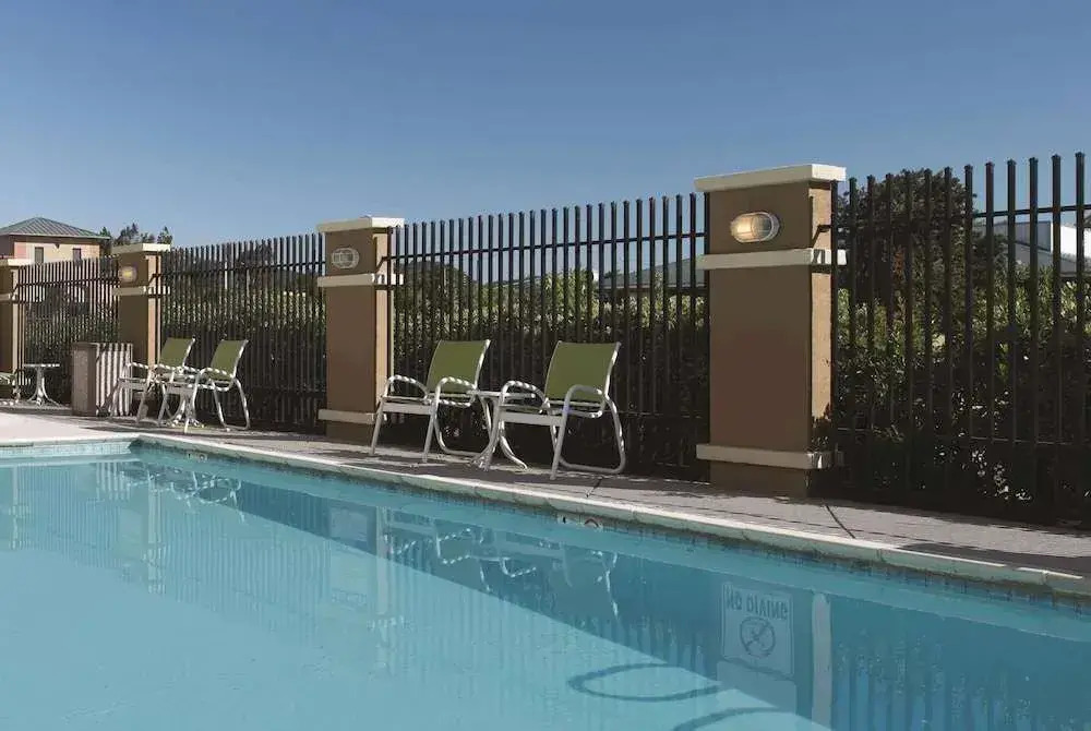 Holiday Inn Express Fairfield - Napa Valley