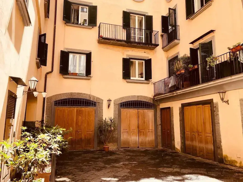 Palazzo Rota GuestHouse