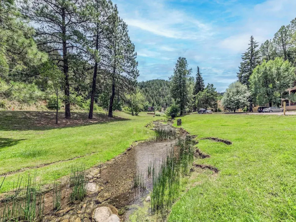 Hunter's Lodge by Ruidoso Vacation Rentals