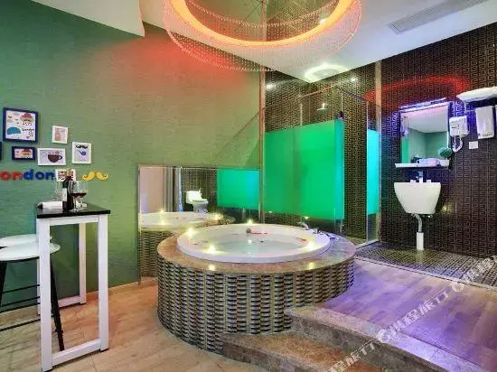 Tian Ge Themed Hotel