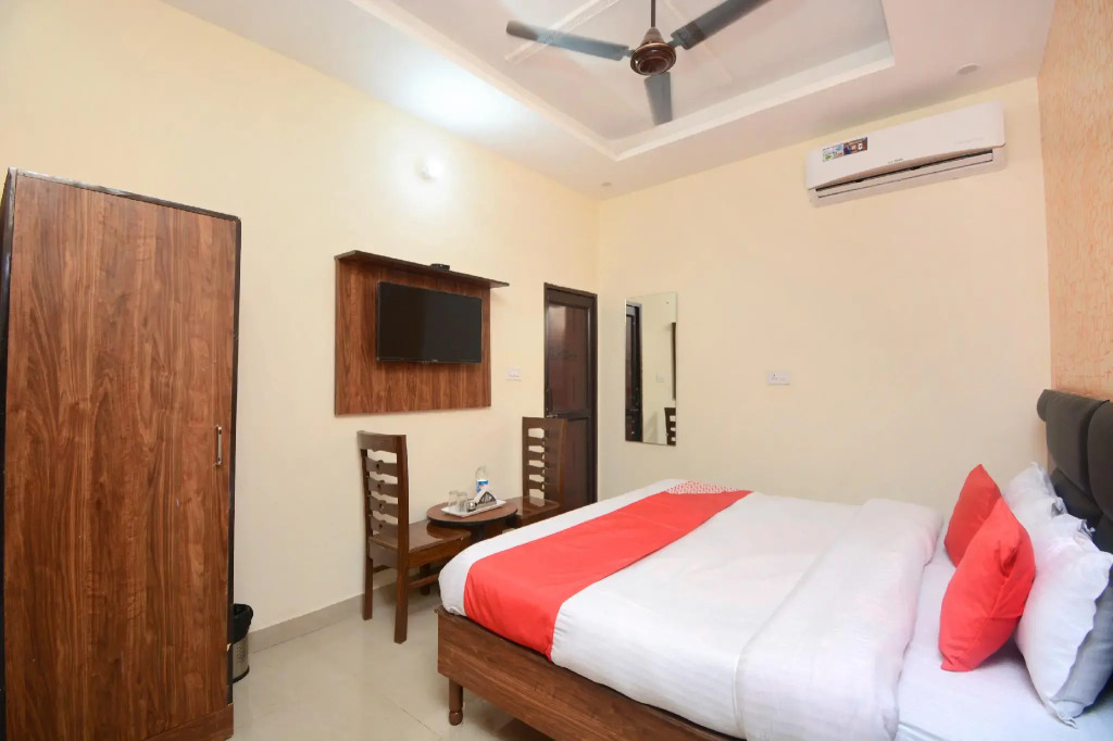 OYO 30743 Hotel Himalayan
