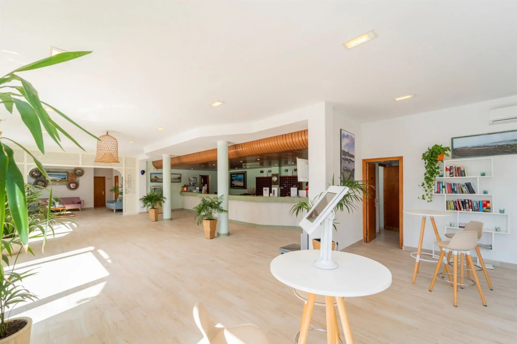 Aparthotel Beach Club