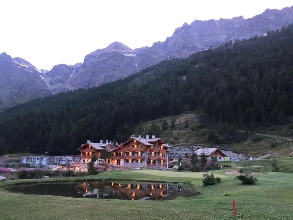 3 Chalets Aparthotel