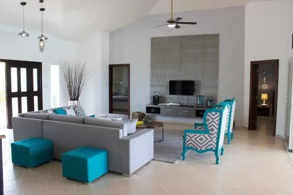 4 Bed Villa Minutes From Downtown Sosua