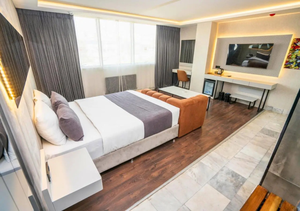 216 Station Suite Gebze