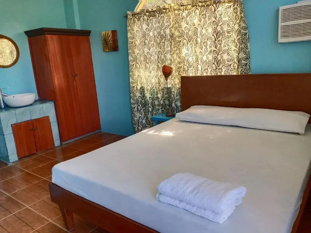 RedDoorz at Villa Asela A Garden Resort Cordova FORMER RedDoorz Near Gaisano Grand Cordova
