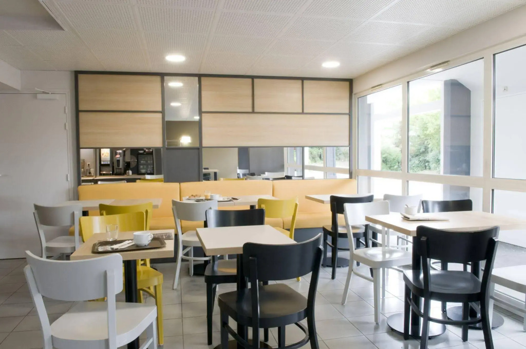 B&B HOTEL Amiens Longueau