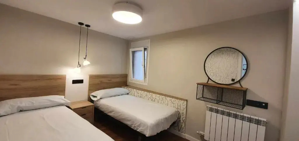 Apartamento EL PILAR Céntrico ascensor cocina WIFI en Zaragoza by lodom