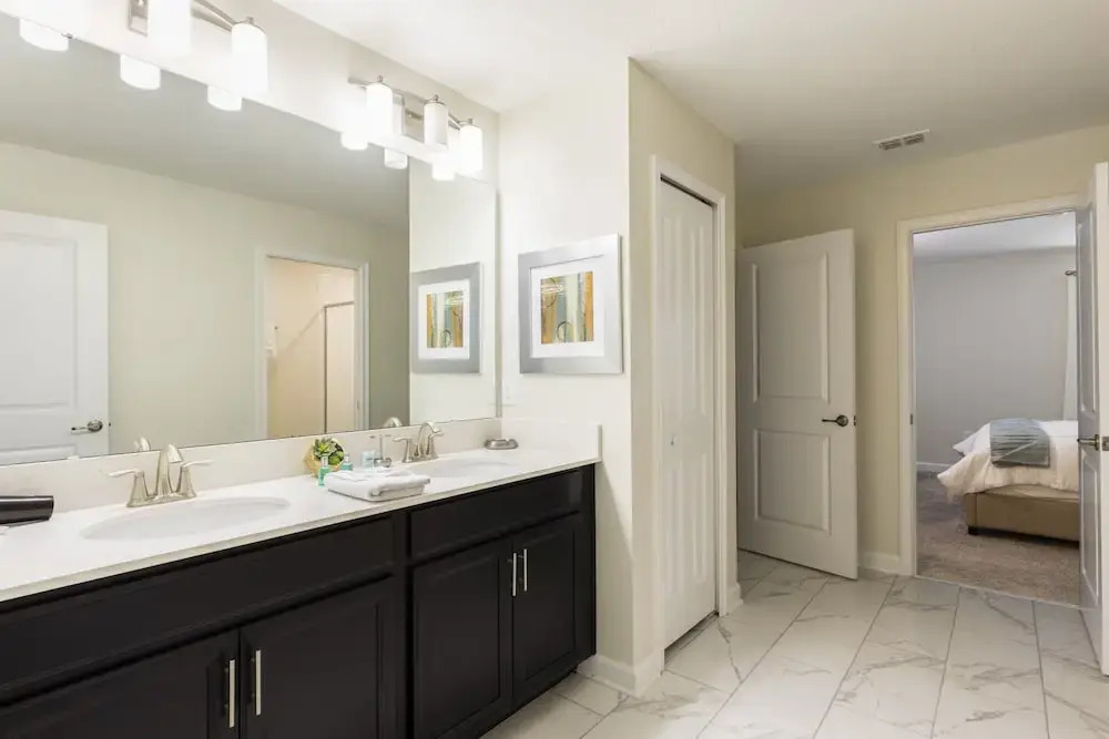 Gorgeous 8-bed Championsgate Resort Home-1528fd