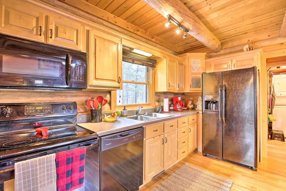 Lake Blue Ridge Cabin by the Chatahoochie Forest