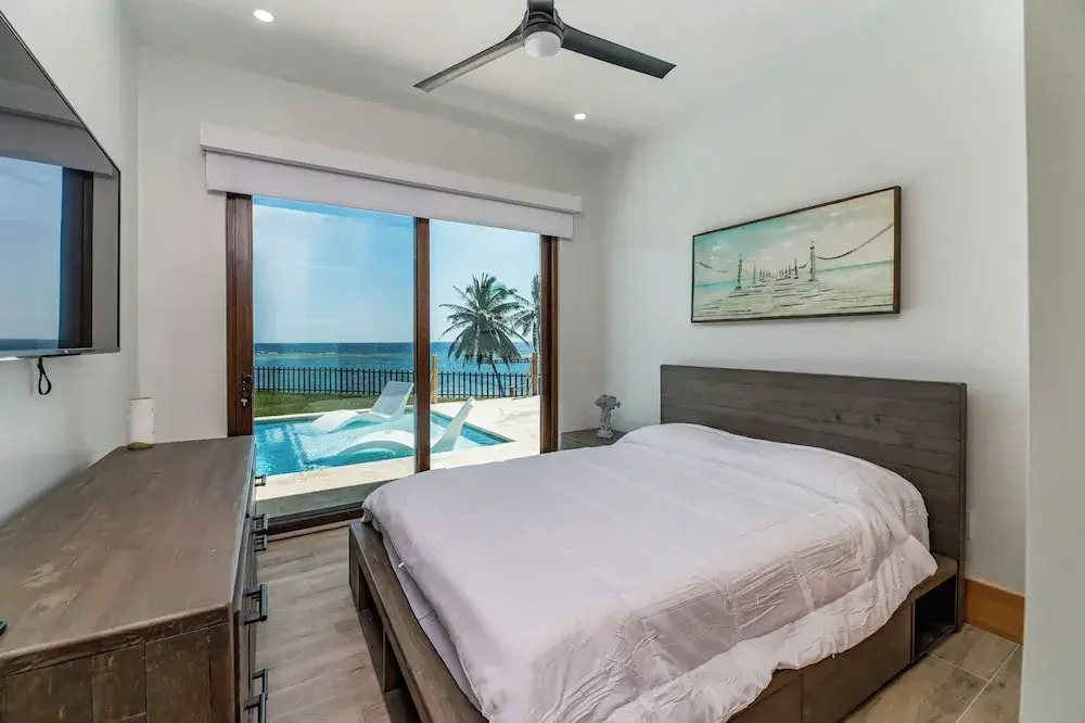 Paradise Reef Villas