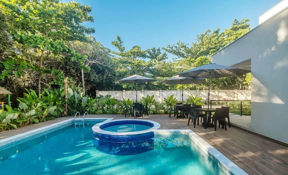 Full Stay With Pool Just 350m From the Beach in Porto Seguro PRY