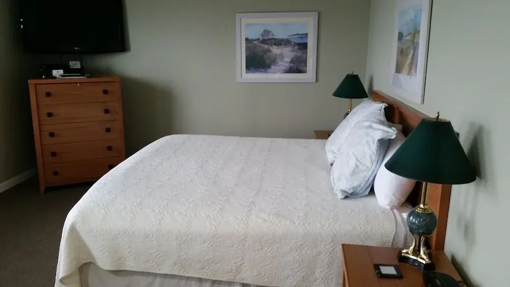 The Landing at Newport Condominium Hotel