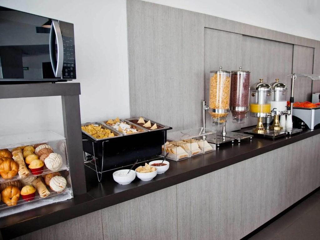 City Express Junior by Marriott Ciudad del Carmen Aeropuerto