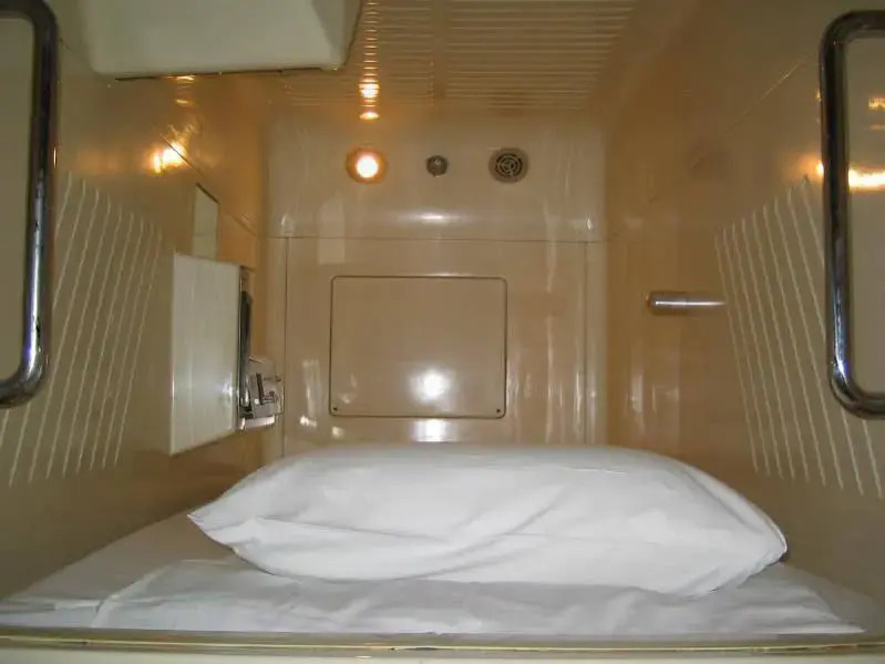 Ishino Spa Roppongi VIVI Capsule Hotel