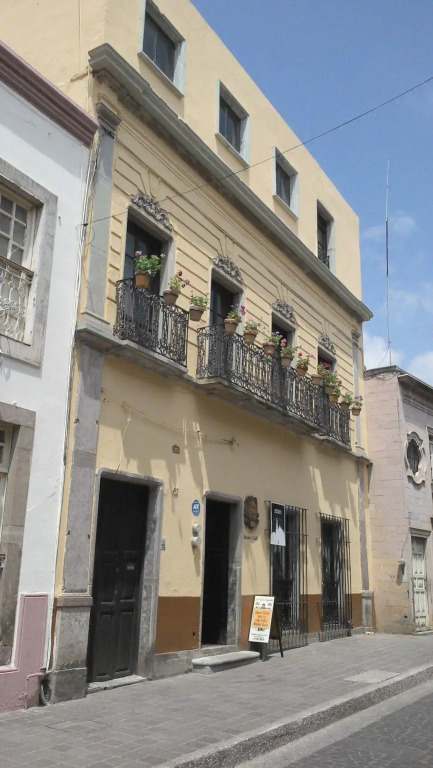 El Viejo Zaguan