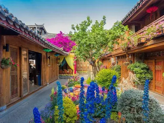 Encounter Lijiang Inn